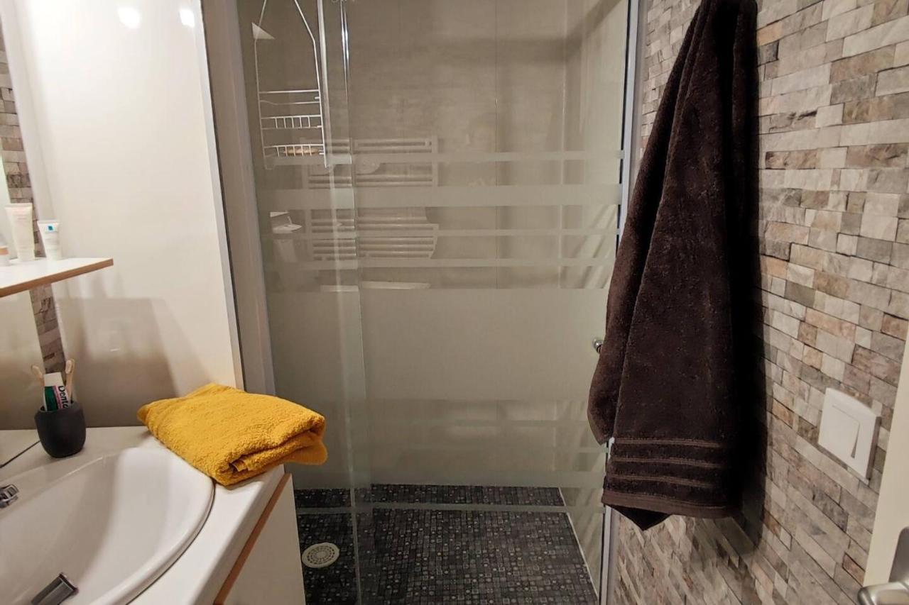 Grand Appartement En Rdc Vallee De Campan Eksteriør billede