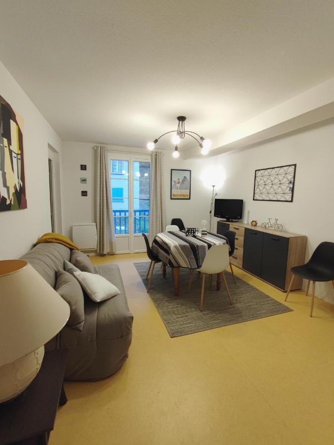 Grand Appartement En Rdc Vallee De Campan Eksteriør billede